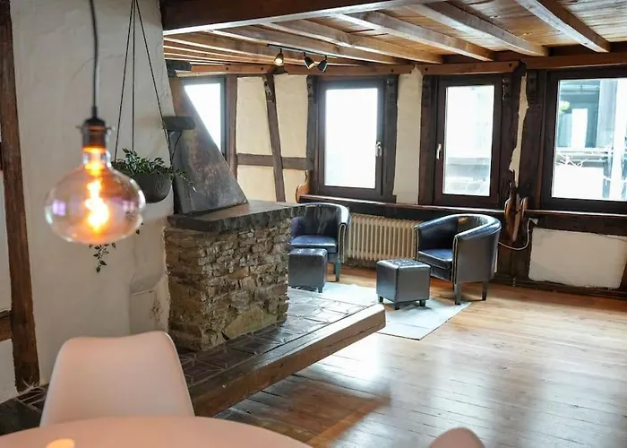 Charmante Fachwerk Wohnung Mit Terrasse In Der Altstadt